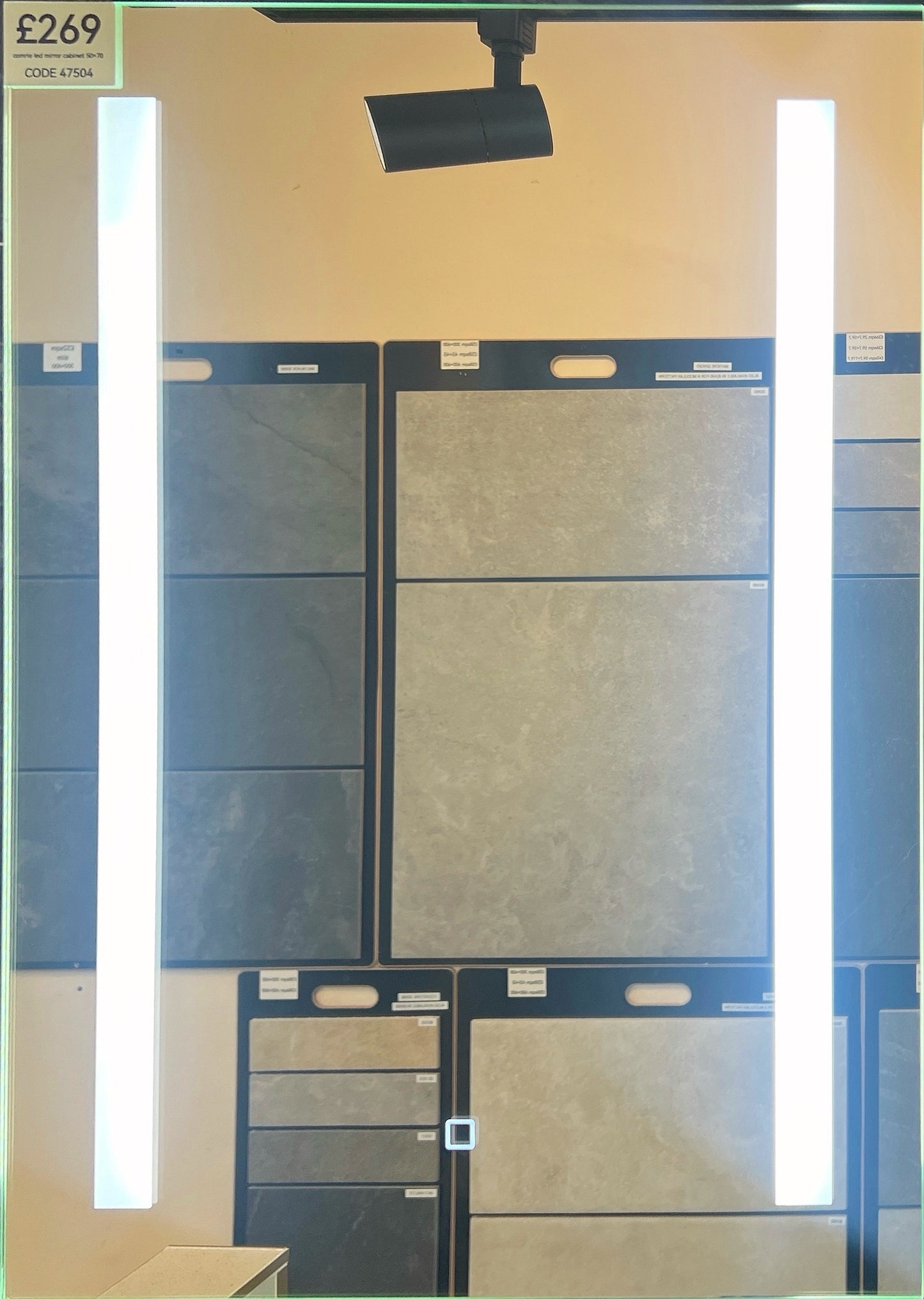 COMRIE LED MIRROR CABINET 50X70