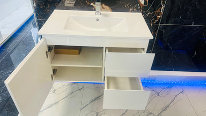CH803 WALL HUNG CABINET WITH BASIN WHITE 800