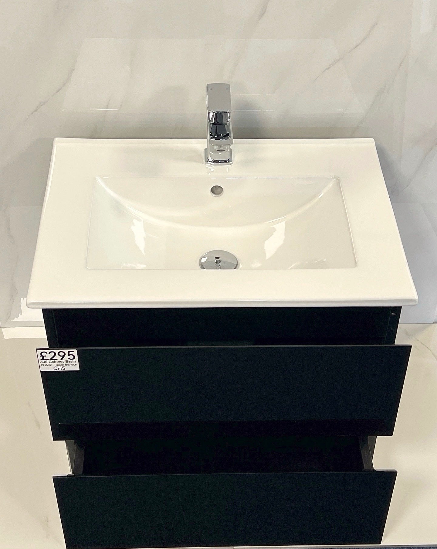 WALL HUNG CABINET WITH BASIN 600 IN BLACK